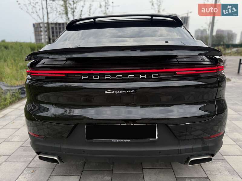 Позашляховик / Кросовер Porsche Cayenne Coupe 2024 в Києві
