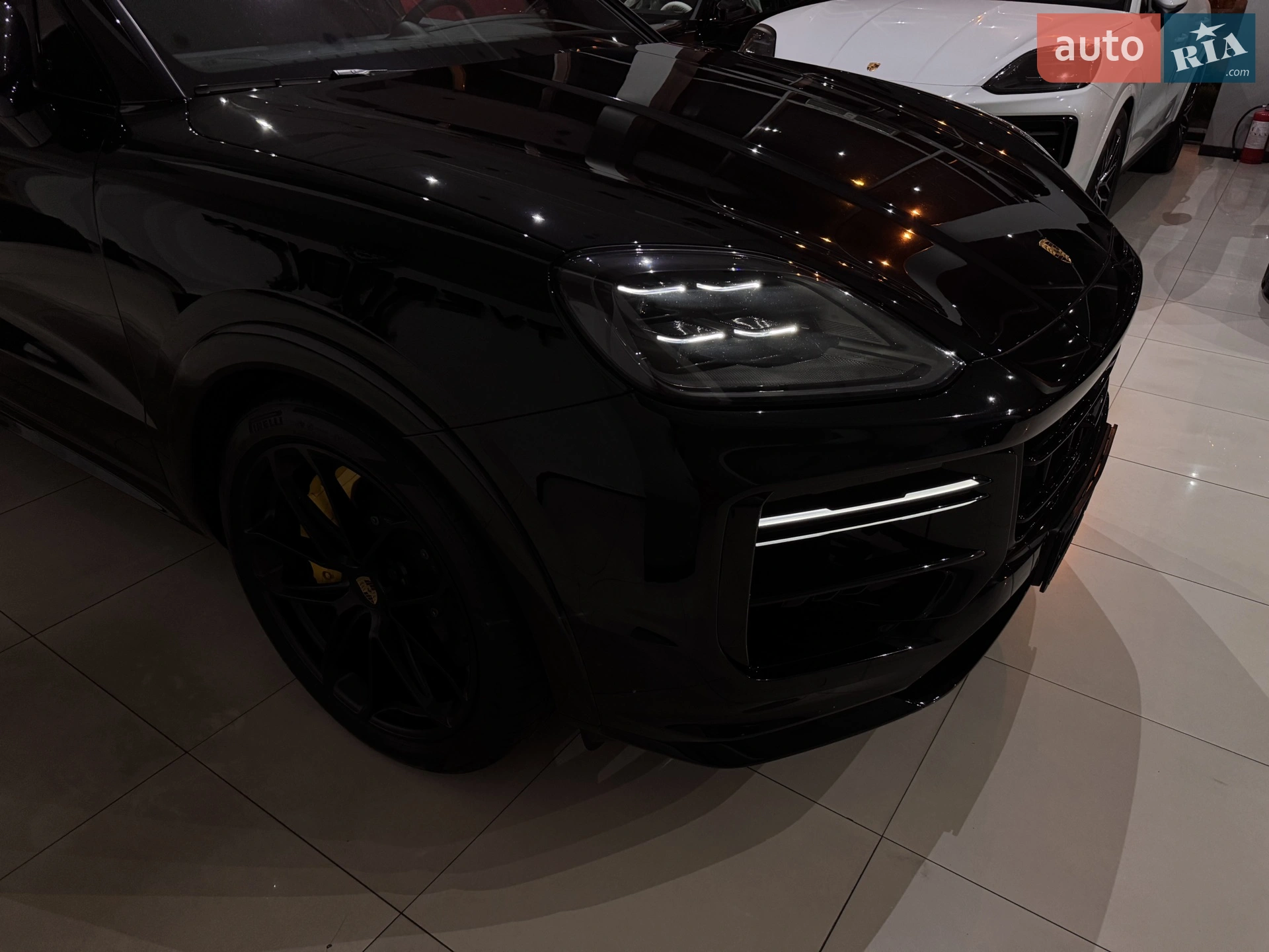 2023 Porsche Cayenne Coupe - мініатюра 3