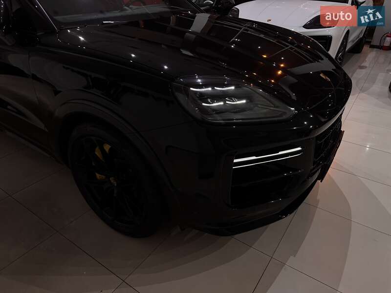 Внедорожник / Кроссовер Porsche Cayenne Coupe 2023 в Одессе