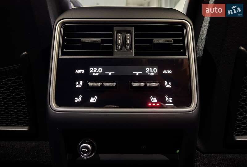 Внедорожник / Кроссовер Porsche Cayenne Coupe 2023 в Одессе