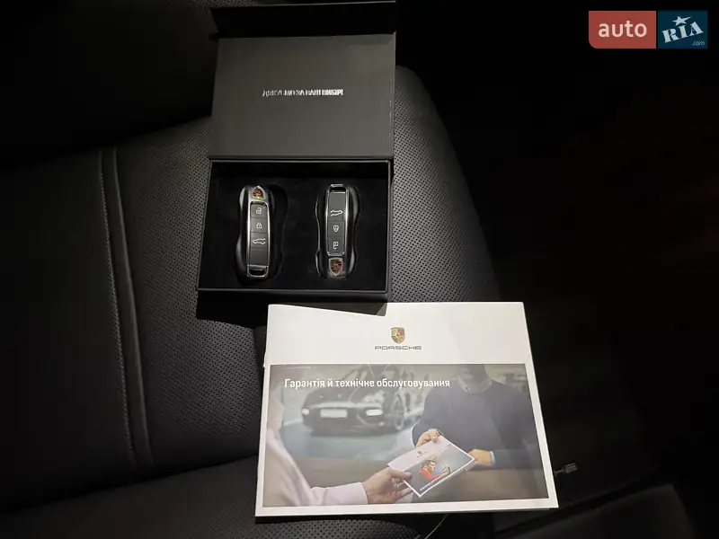 Внедорожник / Кроссовер Porsche Cayenne Coupe 2023 в Одессе документ