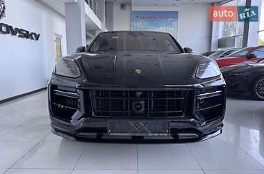 Внедорожник / Кроссовер Porsche Cayenne Coupe 2023 в 