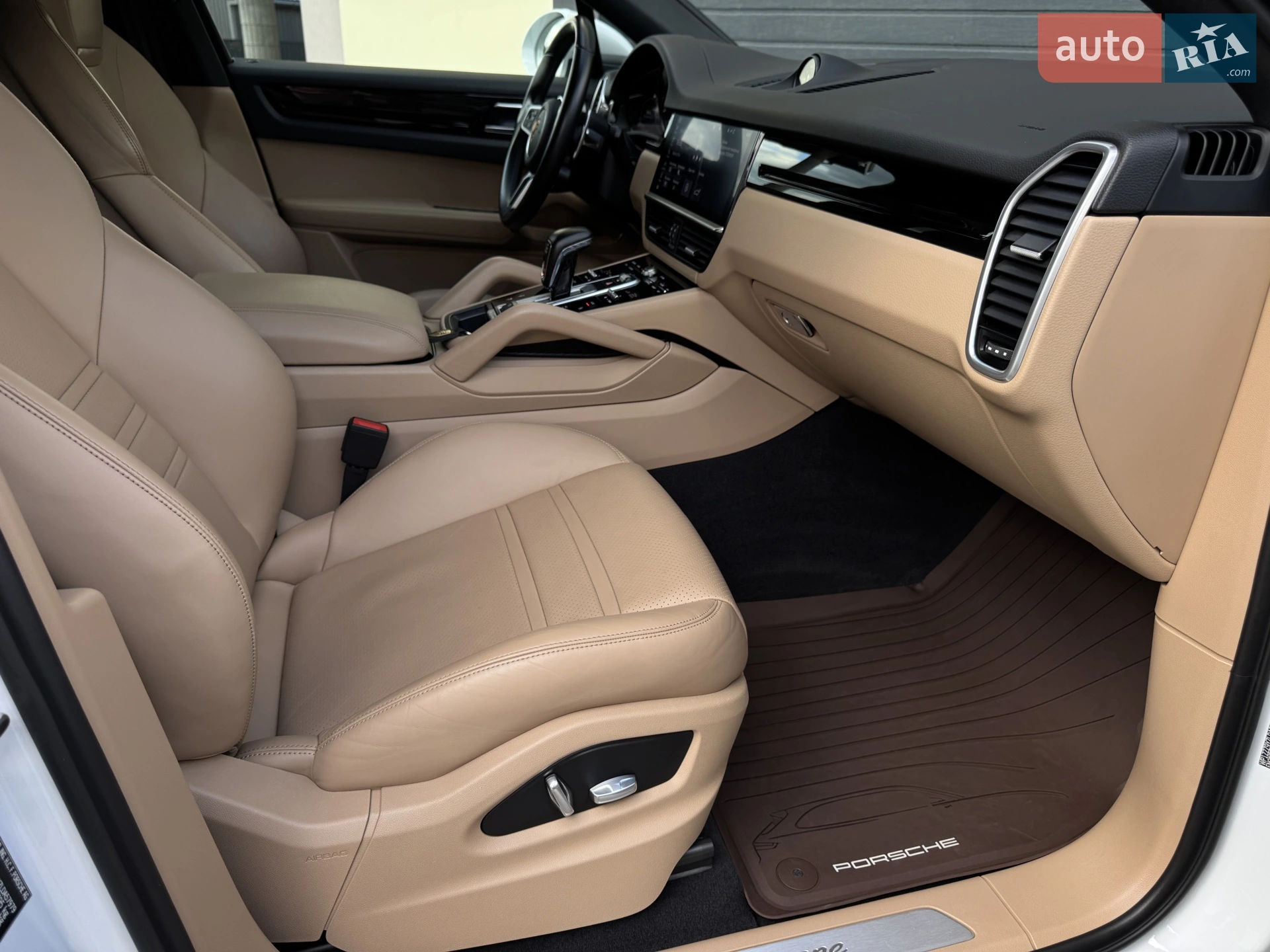 2019 Porsche Cayenne Coupe - мініатюра 127