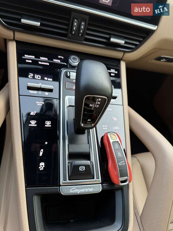 Внедорожник / Кроссовер Porsche Cayenne Coupe 2020 в Днепре