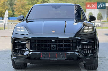 Внедорожник / Кроссовер Porsche Cayenne Coupe 2024 в 