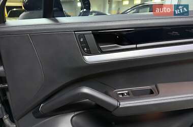 Внедорожник / Кроссовер Porsche Cayenne Coupe 2023 в 