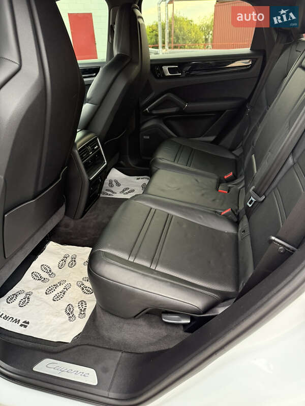 Внедорожник / Кроссовер Porsche Cayenne Coupe 2019 в Львове фото 20 Внедорожник / Кроссовер Porsche Cayenne Coupe 2019 в Львове