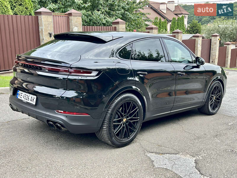 Внедорожник / Кроссовер Porsche Cayenne Coupe 2023 в Киеве