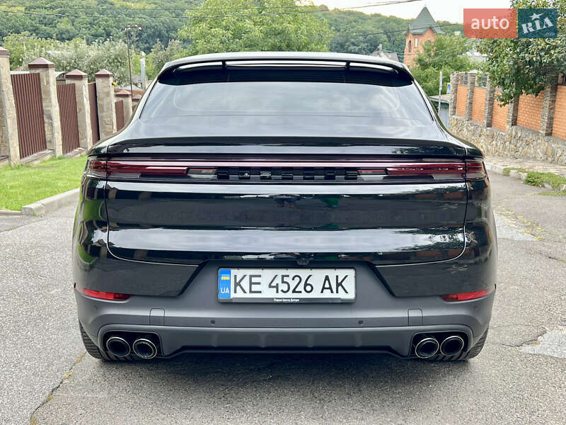 Внедорожник / Кроссовер Porsche Cayenne Coupe 2023 в Киеве