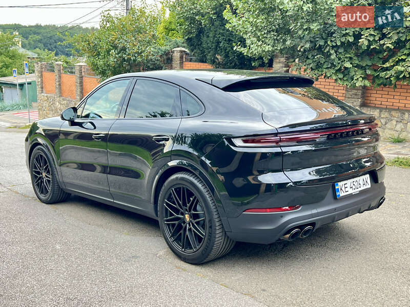 Внедорожник / Кроссовер Porsche Cayenne Coupe 2023 в Киеве