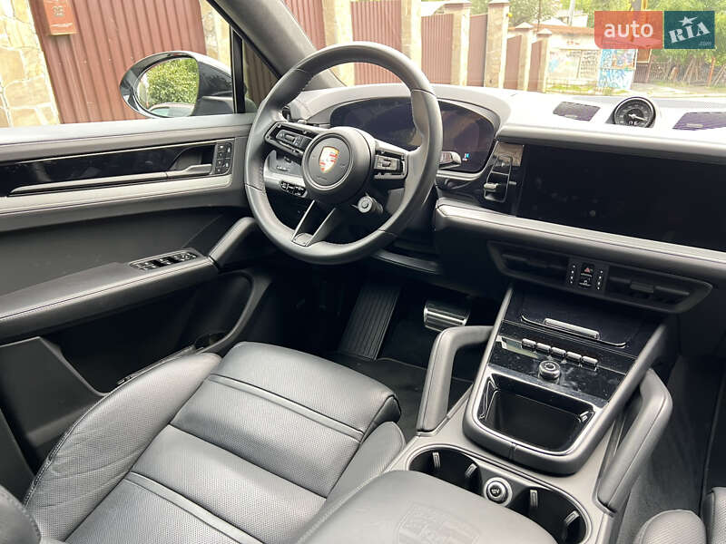 Внедорожник / Кроссовер Porsche Cayenne Coupe 2023 в Киеве