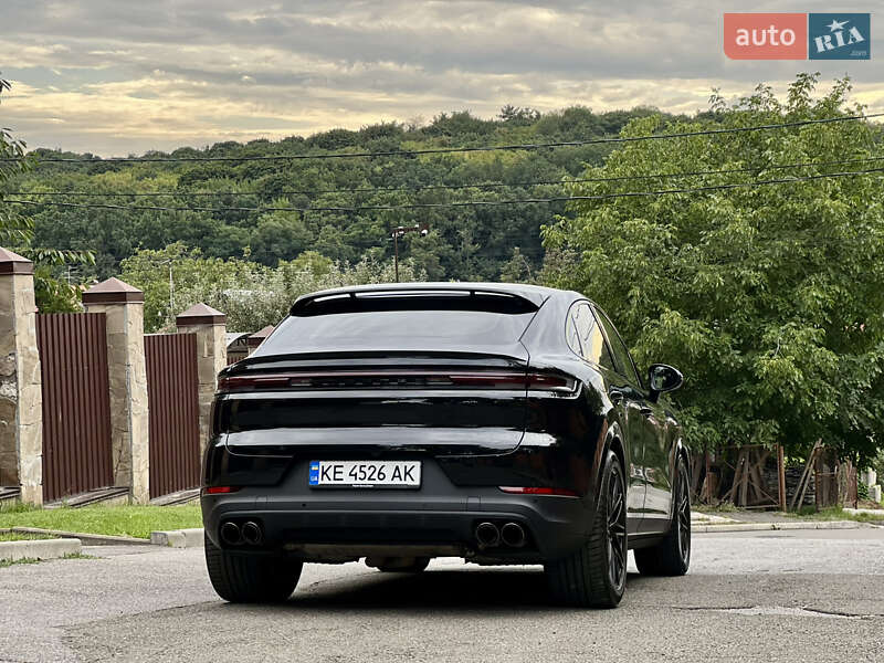 Внедорожник / Кроссовер Porsche Cayenne Coupe 2023 в Киеве