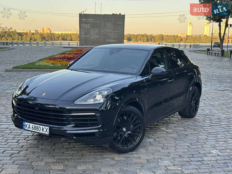 Внедорожник / Кроссовер Porsche Cayenne Coupe 2021 в 