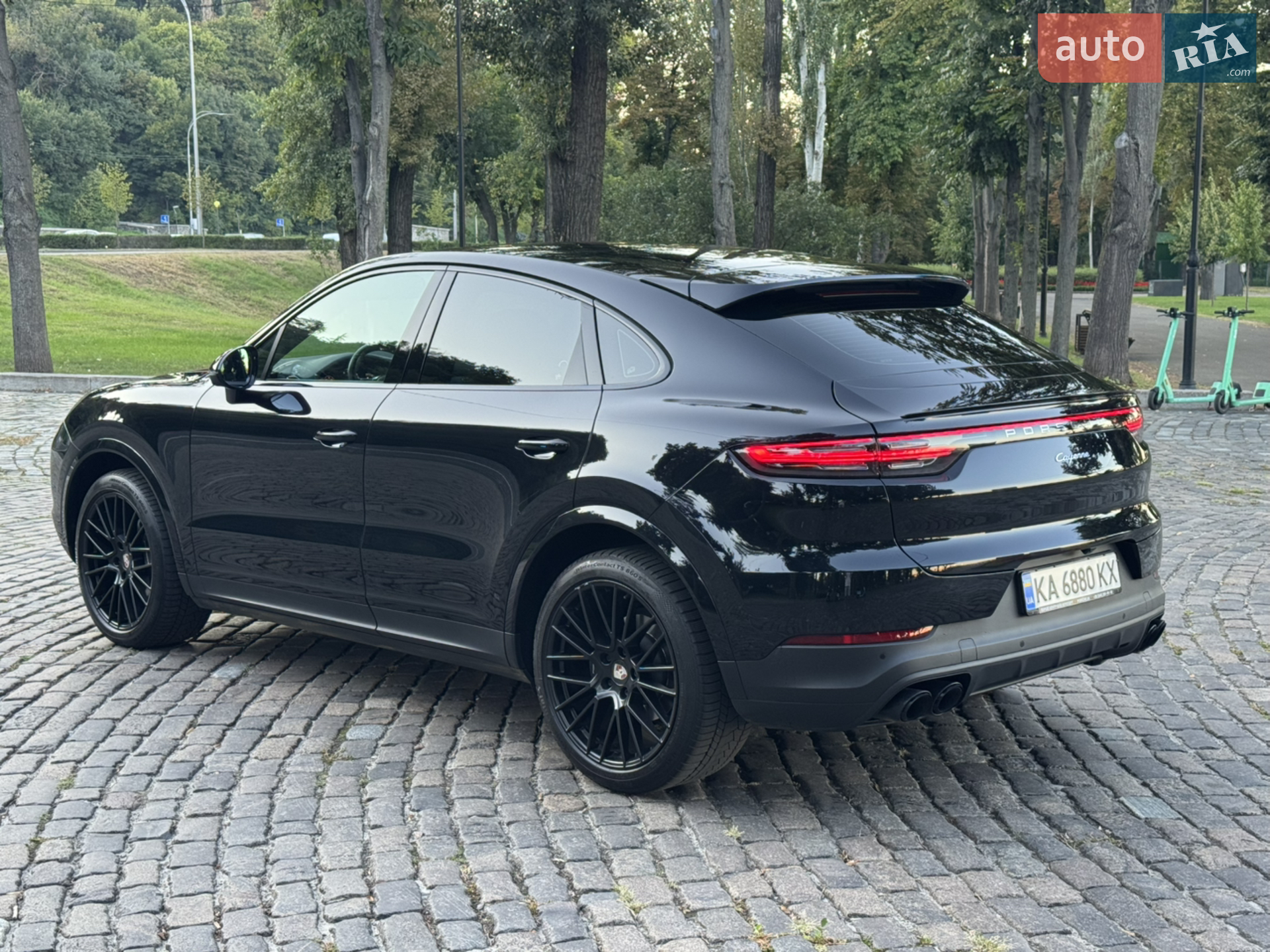 2021 Porsche Cayenne Coupe - мініатюра 3