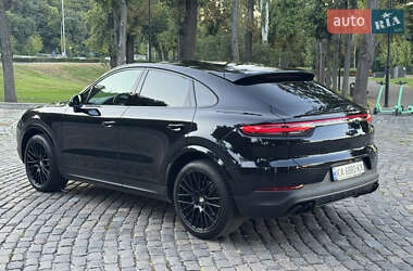 Внедорожник / Кроссовер Porsche Cayenne Coupe 2021 в 