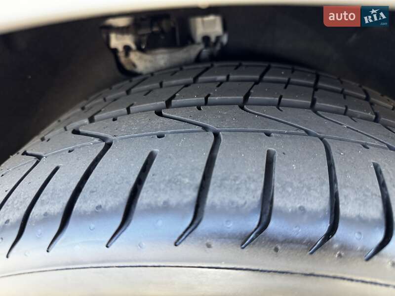 Внедорожник / Кроссовер Porsche Cayenne Coupe 2021 в Киеве