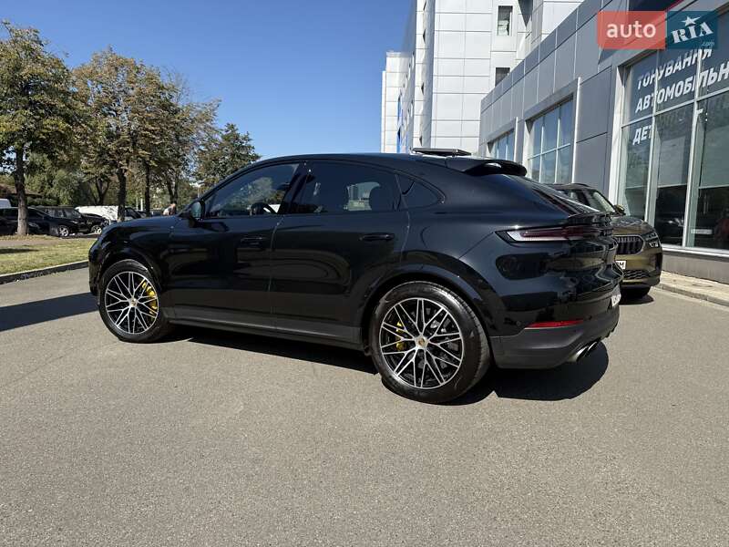Позашляховик / Кросовер Porsche Cayenne Coupe 2024 в Києві