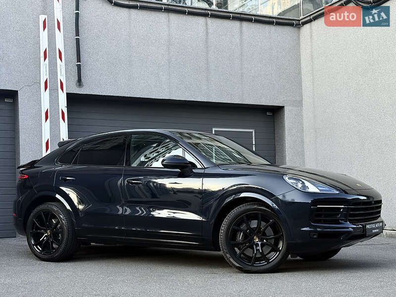 Внедорожник / Кроссовер Porsche Cayenne Coupe 2023 в Киеве