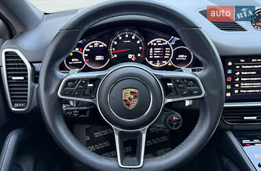 Внедорожник / Кроссовер Porsche Cayenne Coupe 2023 в 