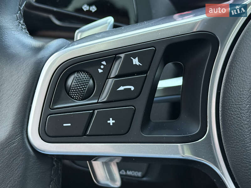 Внедорожник / Кроссовер Porsche Cayenne Coupe 2023 в Киеве