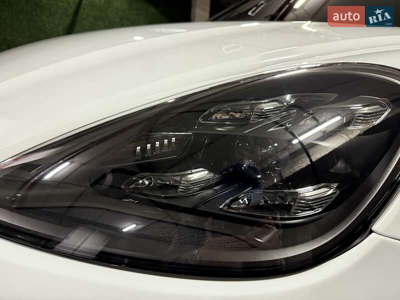 Внедорожник / Кроссовер Porsche Cayenne Coupe 2019 в Киеве