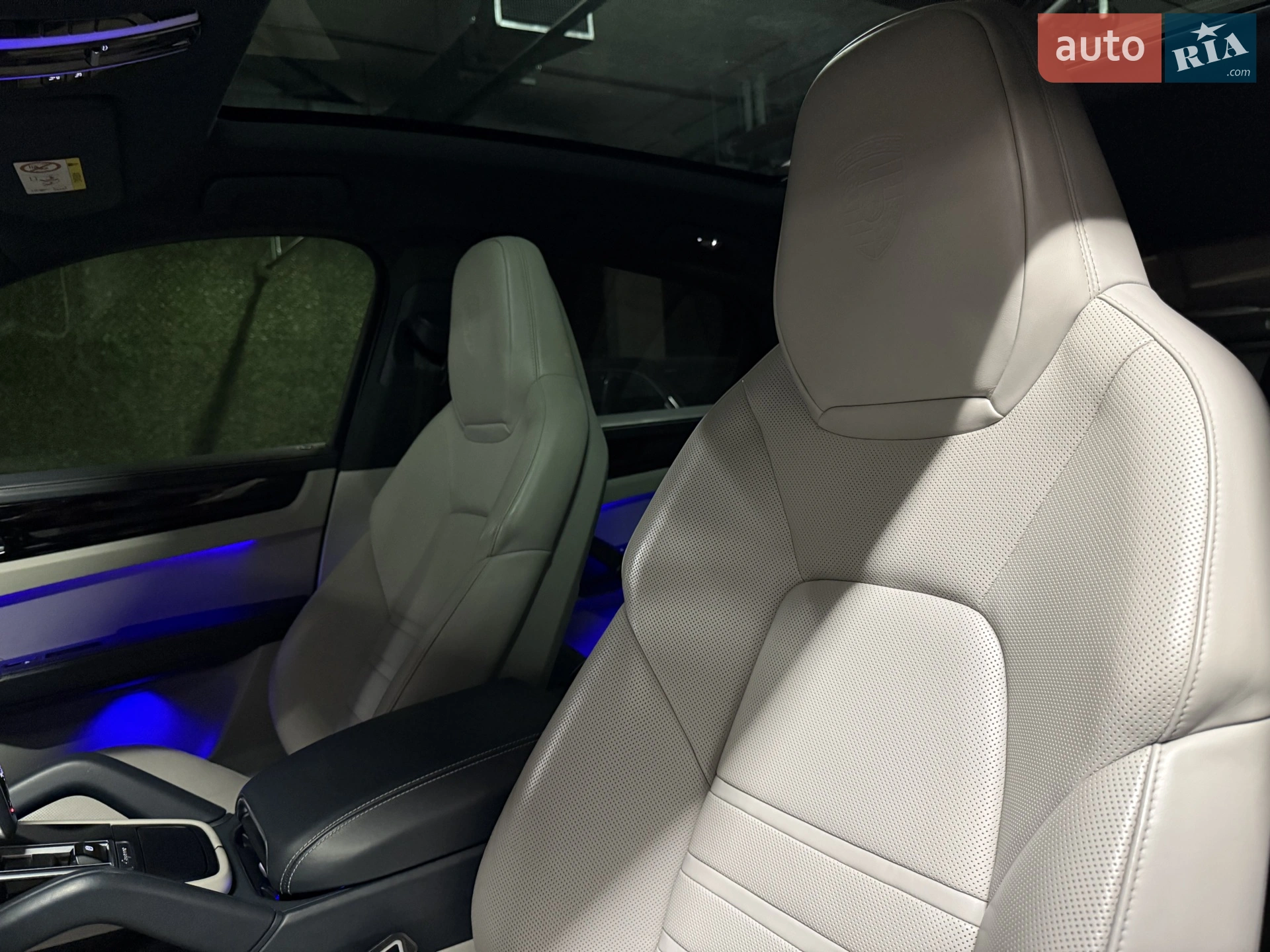 2019 Porsche Cayenne Coupe - мініатюра 35
