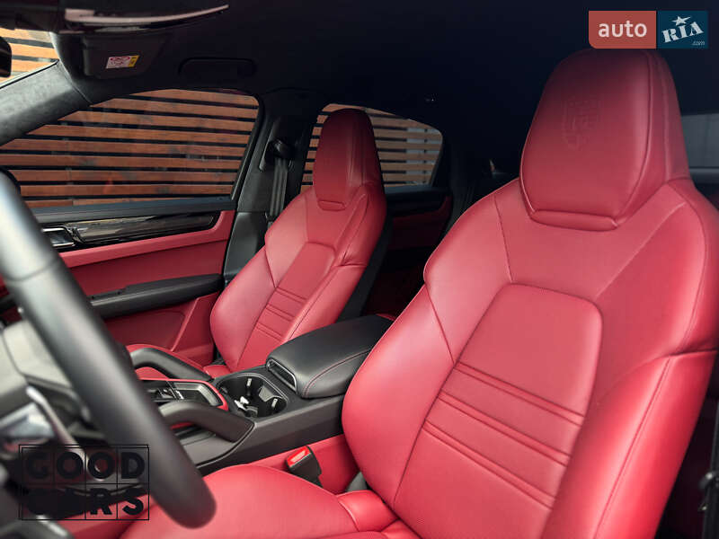 Внедорожник / Кроссовер Porsche Cayenne Coupe 2023 в Одессе