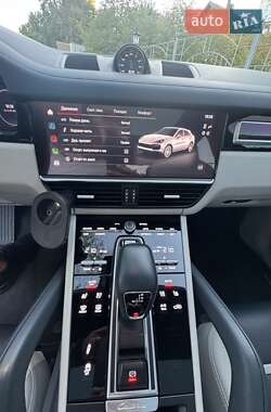 Внедорожник / Кроссовер Porsche Cayenne Coupe 2022 в 