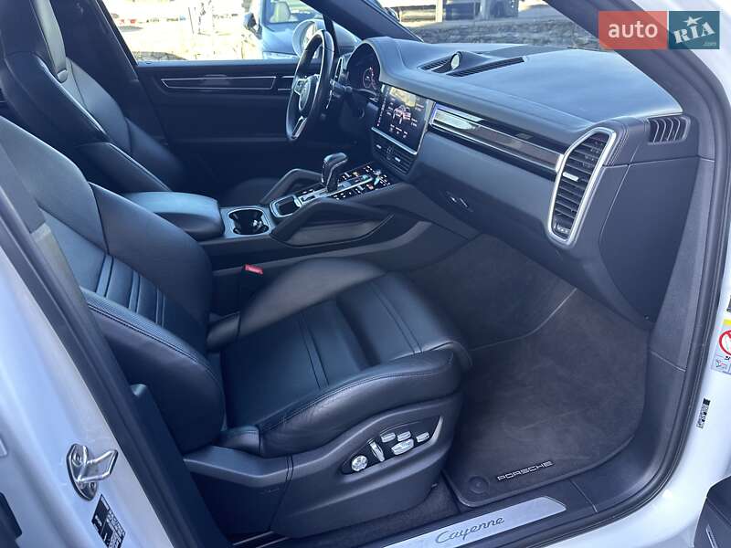 Внедорожник / Кроссовер Porsche Cayenne Coupe 2019 в Киеве