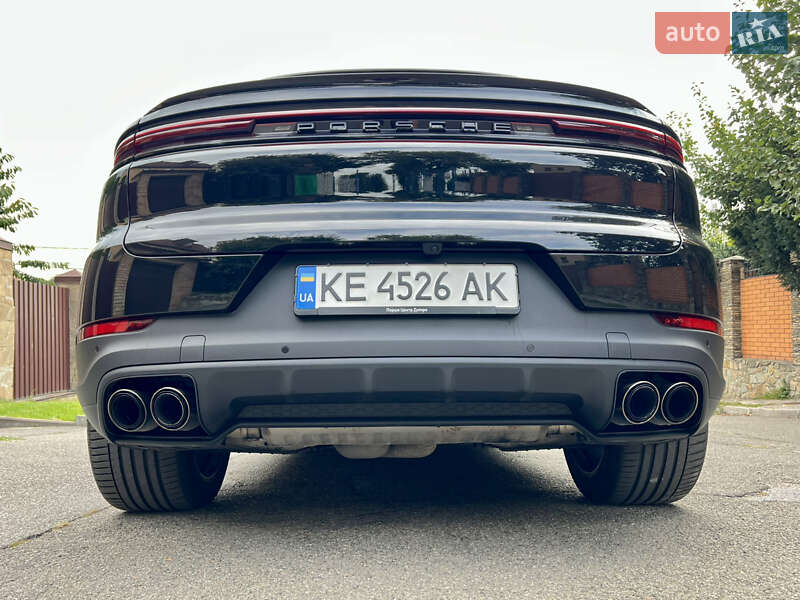 Внедорожник / Кроссовер Porsche Cayenne Coupe 2023 в Киеве