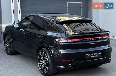 Позашляховик / Кросовер Porsche Cayenne Coupe 2024 в 