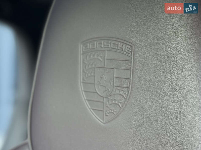 Позашляховик / Кросовер Porsche Cayenne Coupe 2024 в Києві