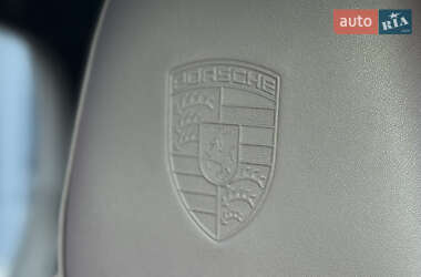 Позашляховик / Кросовер Porsche Cayenne Coupe 2024 в 