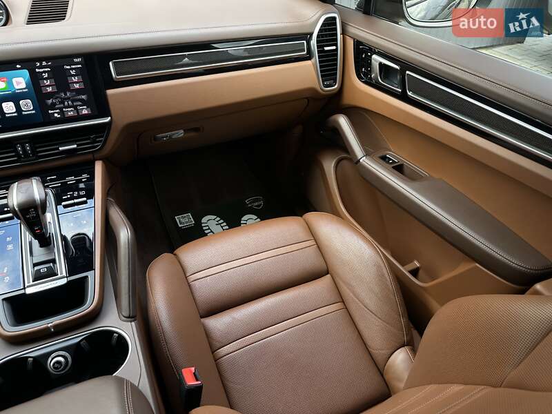 Внедорожник / Кроссовер Porsche Cayenne Coupe 2020 в Мукачево