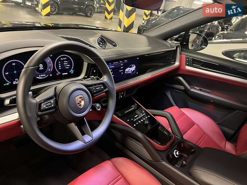Внедорожник / Кроссовер Porsche Cayenne Coupe 2024 в Киеве