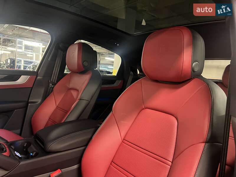 Внедорожник / Кроссовер Porsche Cayenne Coupe 2024 в Киеве