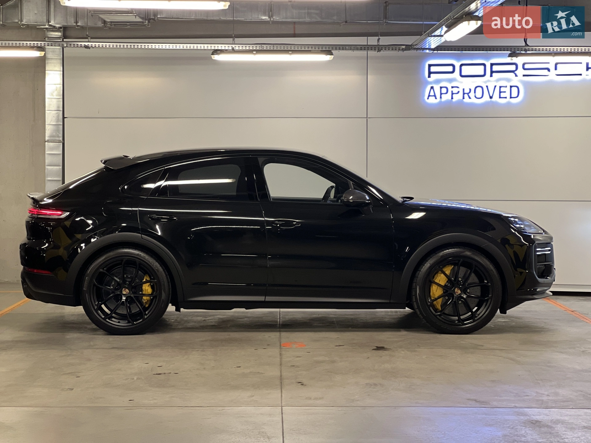 2024 Porsche Cayenne Coupe - мініатюра 11