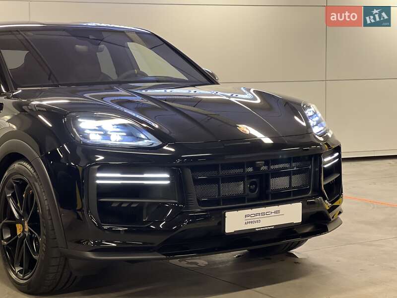 Внедорожник / Кроссовер Porsche Cayenne Coupe 2024 в Киеве