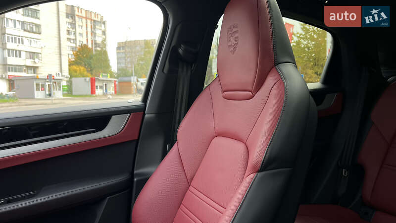 Позашляховик / Кросовер Porsche Cayenne Coupe 2023 в Львові