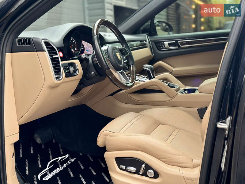 Позашляховик / Кросовер Porsche Cayenne Coupe 2019 в Києві