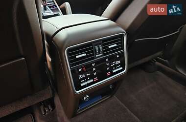 Внедорожник / Кроссовер Porsche Cayenne Coupe 2020 в  фото 38 Внедорожник / Кроссовер Porsche Cayenne Coupe 2020 в