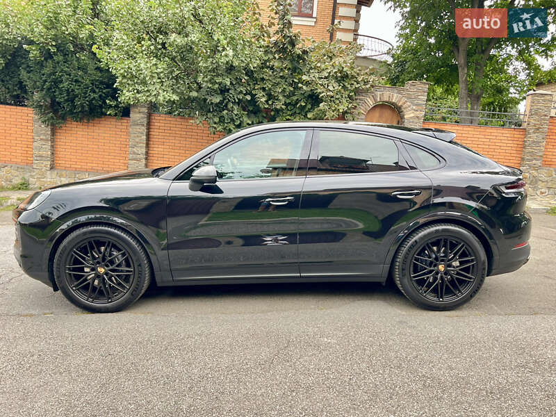 Позашляховик / Кросовер Porsche Cayenne Coupe 2023 в Києві фото 10 Позашляховик / Кросовер Porsche Cayenne Coupe 2023 в Києві