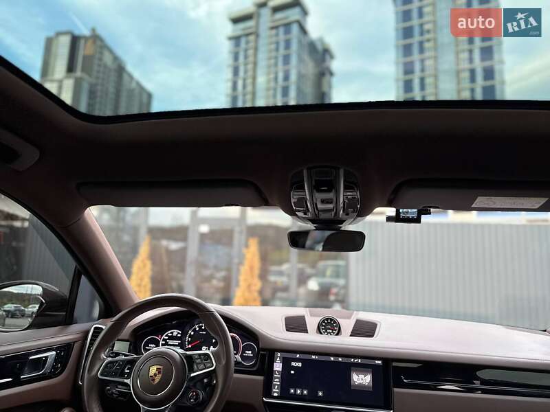 Позашляховик / Кросовер Porsche Cayenne Coupe 2019 в Києві