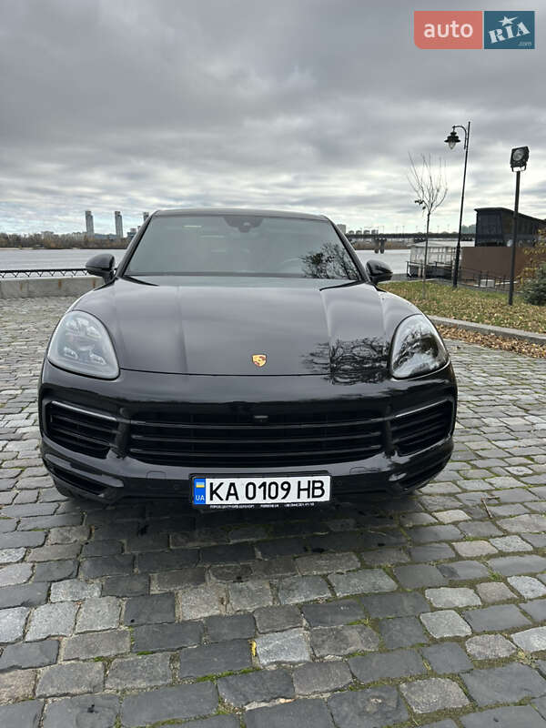 Позашляховик / Кросовер Porsche Cayenne Coupe 2021 в Києві