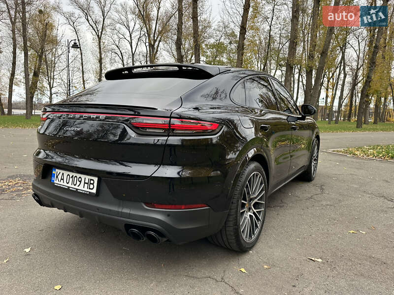 Позашляховик / Кросовер Porsche Cayenne Coupe 2021 в Києві