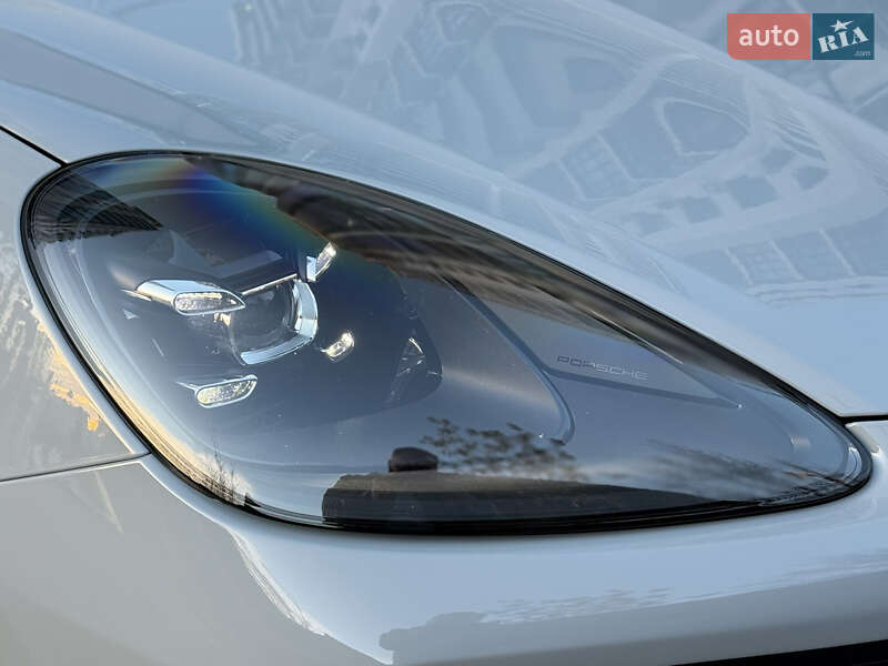 Внедорожник / Кроссовер Porsche Cayenne Coupe 2019 в Киеве фото 34 Внедорожник / Кроссовер Porsche Cayenne Coupe 2019 в Киеве