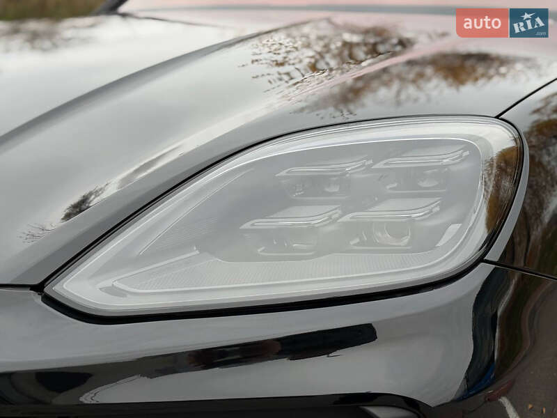 Внедорожник / Кроссовер Porsche Cayenne Coupe 2023 в Киеве фото 22 Внедорожник / Кроссовер Porsche Cayenne Coupe 2023 в Киеве