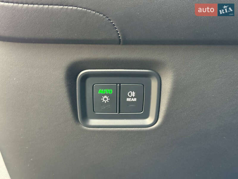 Внедорожник / Кроссовер Porsche Cayenne Coupe 2023 в Киеве фото 104 Внедорожник / Кроссовер Porsche Cayenne Coupe 2023 в Киеве