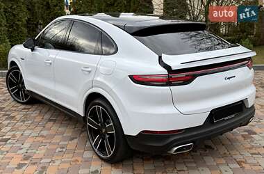 Позашляховик / Кросовер Porsche Cayenne Coupe 2022 в Києві