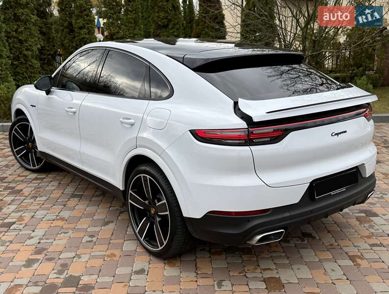 Porsche Cayenne Coupe 2022